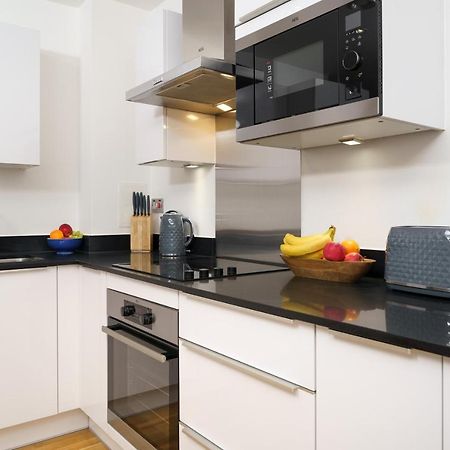 1 Bed Flat Near Canary Wharf, O2 Apartment London Luaran gambar